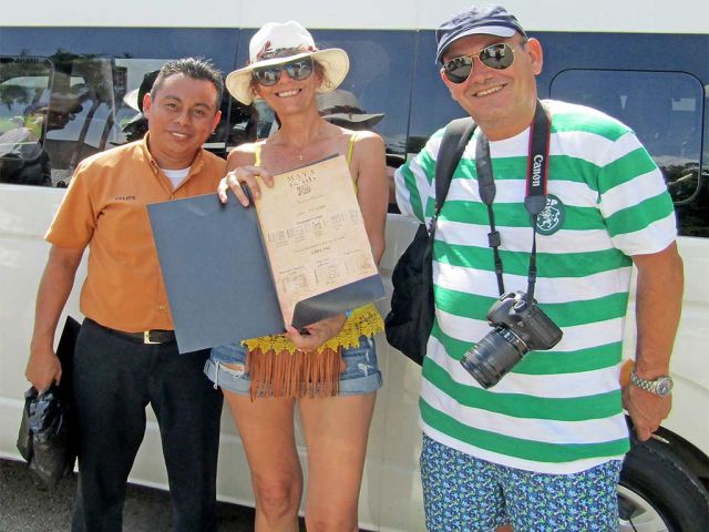 Calendario maya personalizado en papel amate, muestra 16