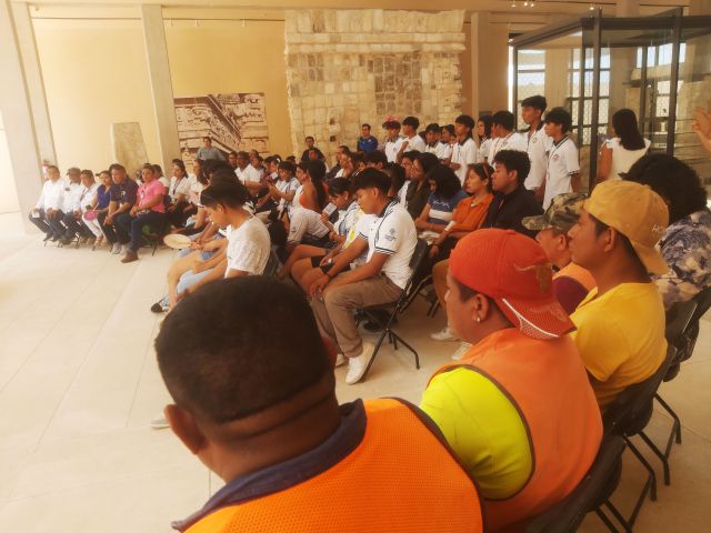 Talleres de Lengua Maya